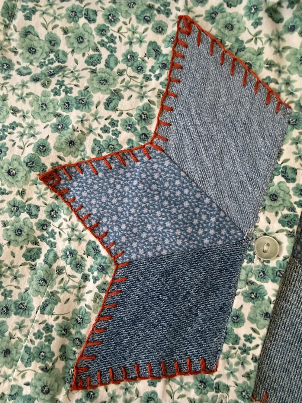 Applique and hand embroidered western star patchwork cotton tank - Picture 3 of 10